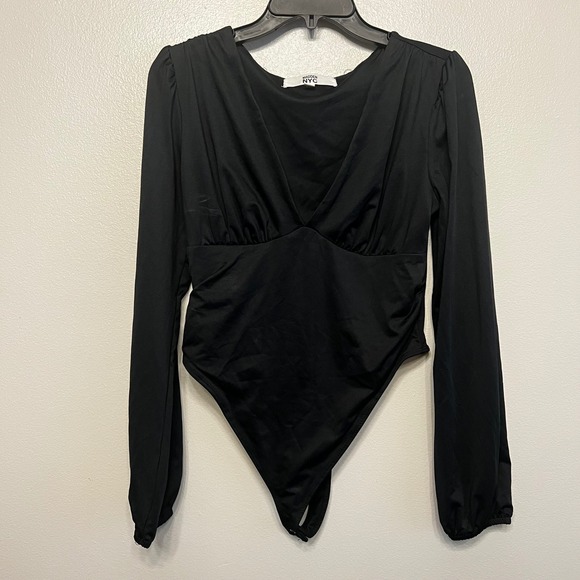 Madden Nyc Tops - Madden NYC Womens Black Long Sleeve V-Neck Ruched Bodice Bodysuit Size M